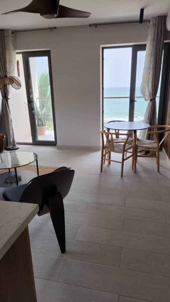 Serenity Terraces Beach, Hotel - Kokrobite Екстериор снимка