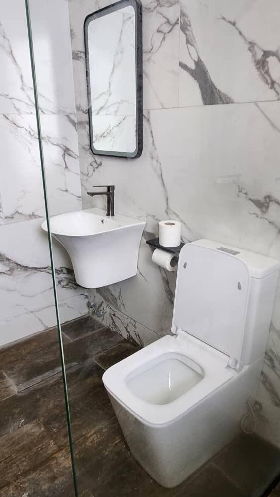 Serenity Terraces Beach, Hotel - Kokrobite Екстериор снимка